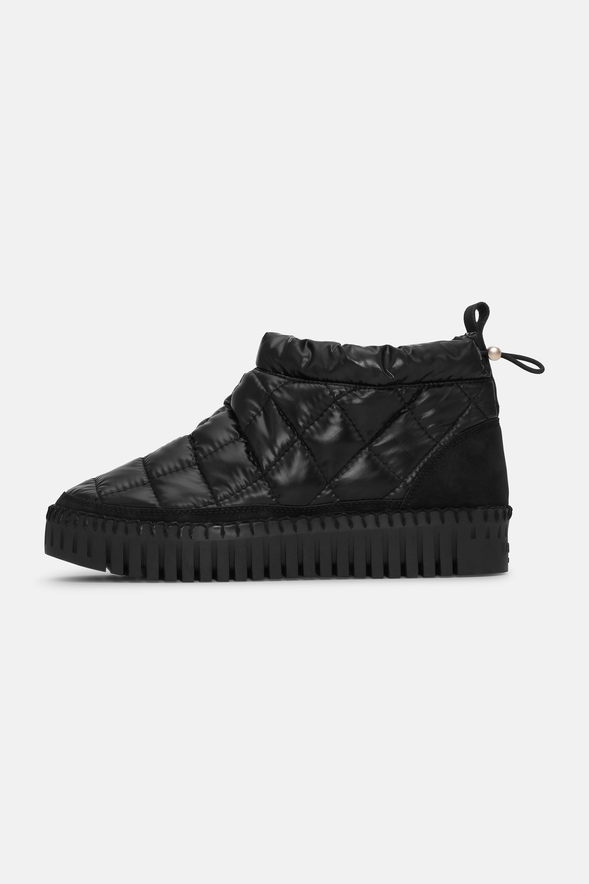 Tulip Low Padded Boot - Black Black